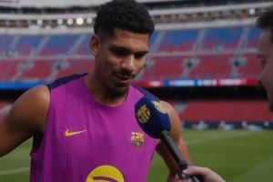 超2万人观看训练!阿劳霍:诺坎普棒极了,巴萨球迷从不让人失望